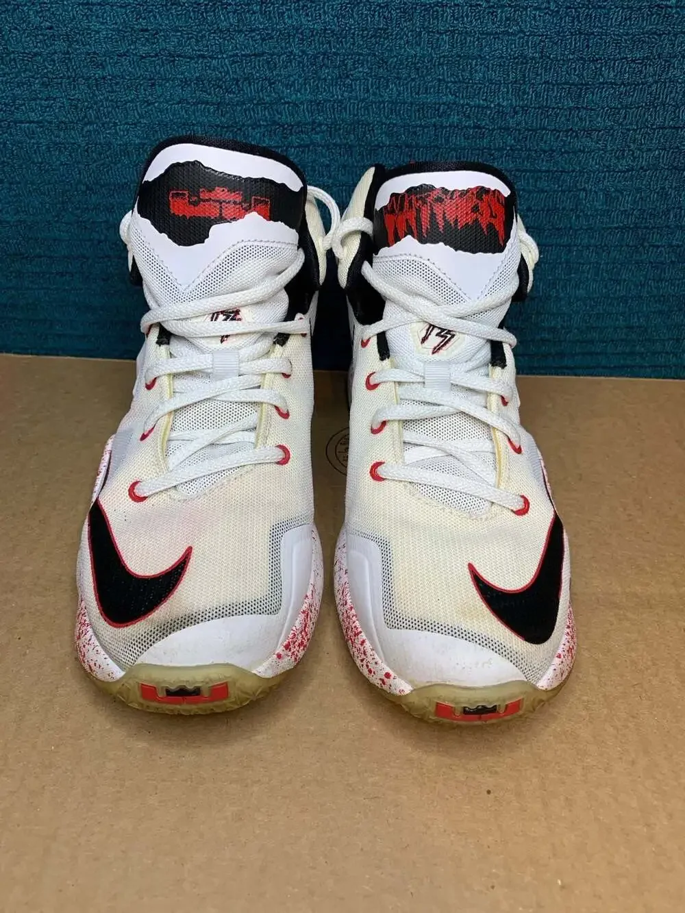 Lebron James Friday The 13th Size 5Y